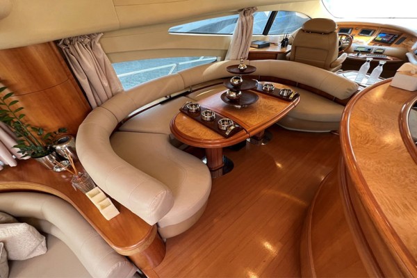 2008 Azimut 68 Evo