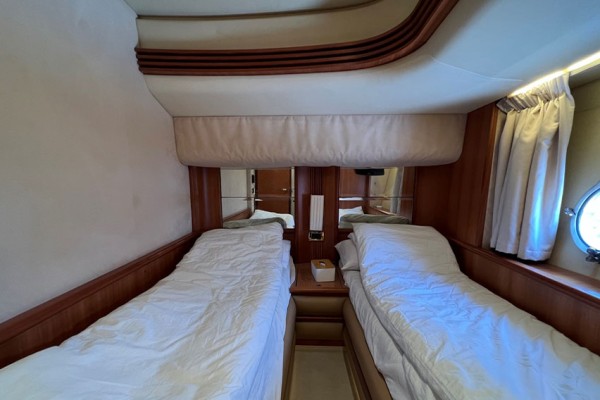 2008 Azimut 68 Evo