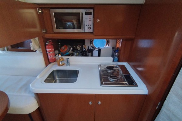 2011 Beneteau Flyer Gran Turismo 34