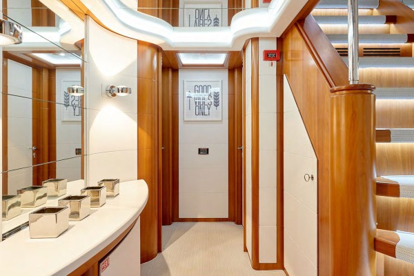 2005 CRN Yachts 128