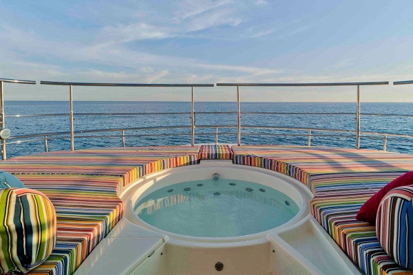 2005 CRN Yachts 128