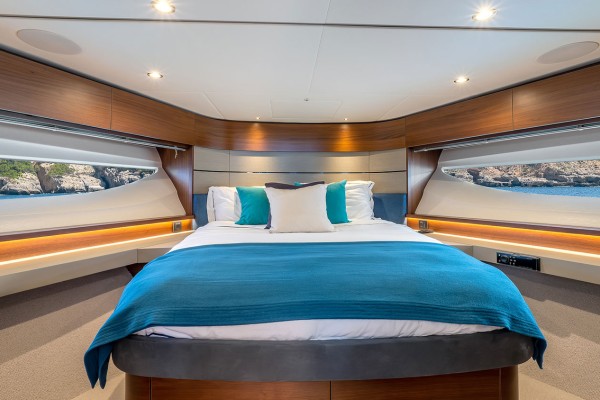 2020 Princess S62