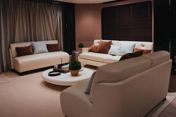 2018 Azimut Grande 27M