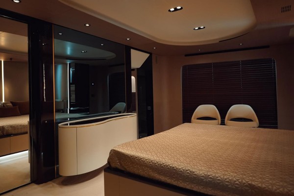 2018 Azimut Grande 27M