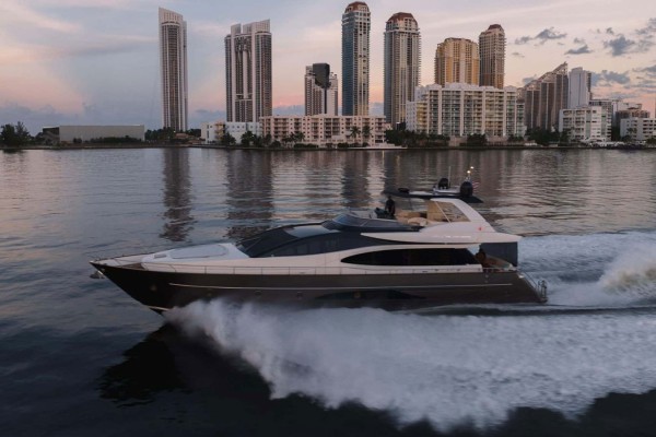 2012 Riva 75 Venere