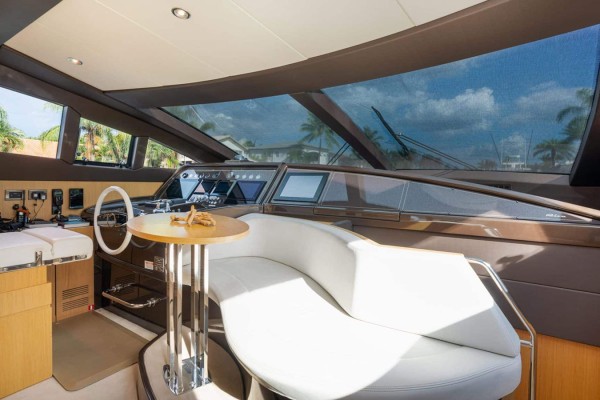 2012 Riva 75 Venere