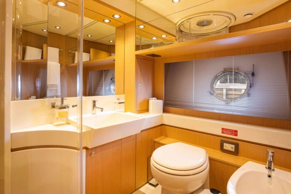 2012 Riva 75 Venere